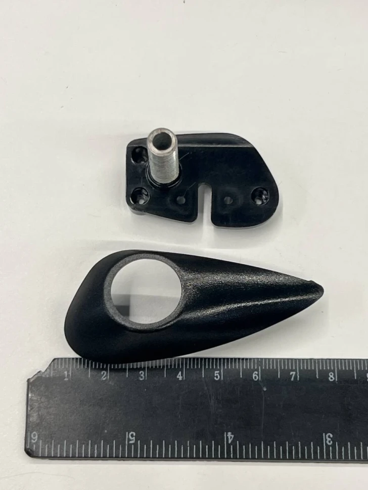 Адаптер под переднию камеру в логотип Hyundai